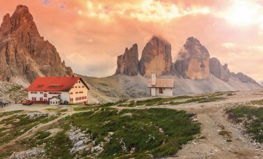 Traumkulisse Dolomiten