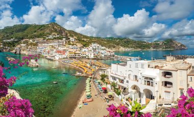 Wandern & genießen auf Ischia und Capri